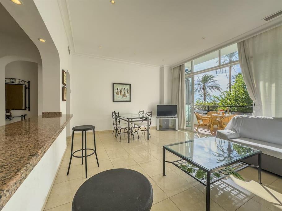 Skol 1a- 2 Bedrooms Sea Views Apartamento Marbella