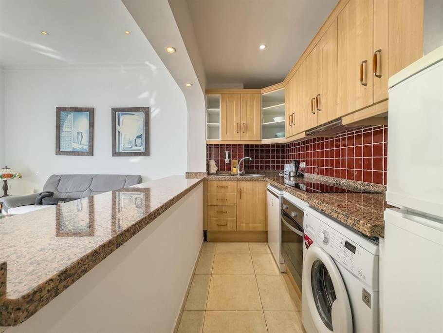 Skol 1a- 2 Bedrooms Sea Views Apartamento
